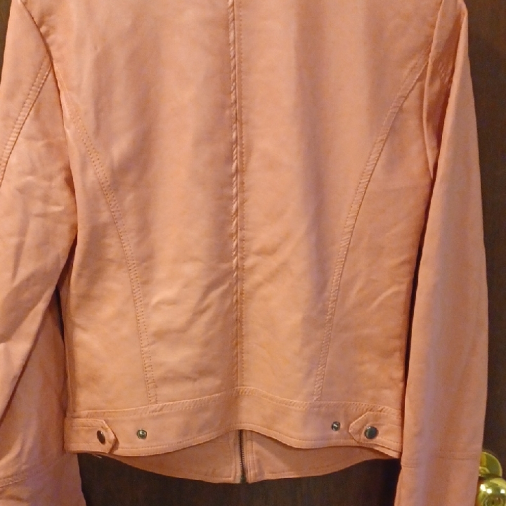 mi a mi Salmon Pink Ruffle Faux-Leather Jacket Size Small - Picture 14 of 14
